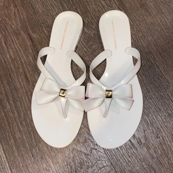 Chinese Laundry Jelly Bow Sandals - Picture 1 of 6